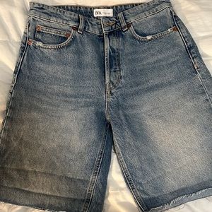 Brand new without tags Zara shorts